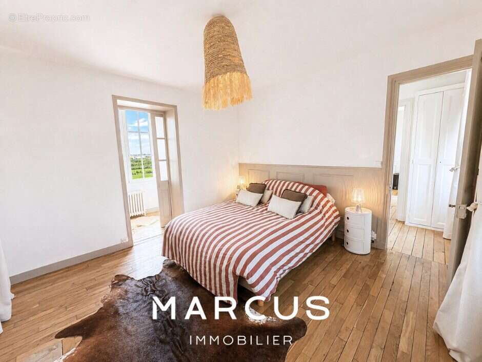 Maison 280 m² à Caen  - photo 5