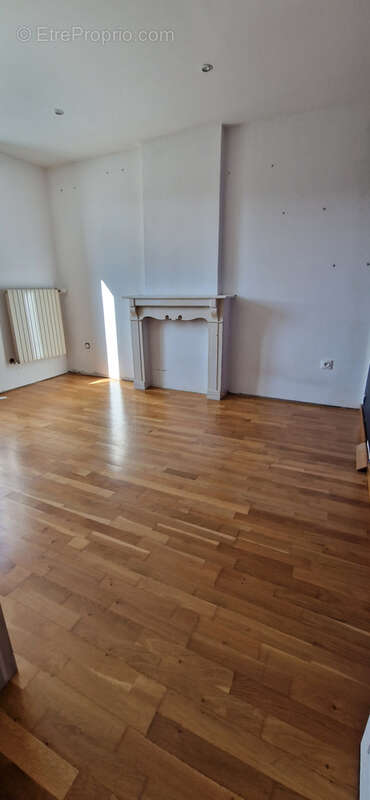 SEMI PLAIN PIED INDIVIDUEL rénové de 175 m2, 5 chambres voir+, garage et jardin sur Sailly Labourse - photo 16
