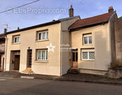 Maison à IS-EN-BASSIGNY