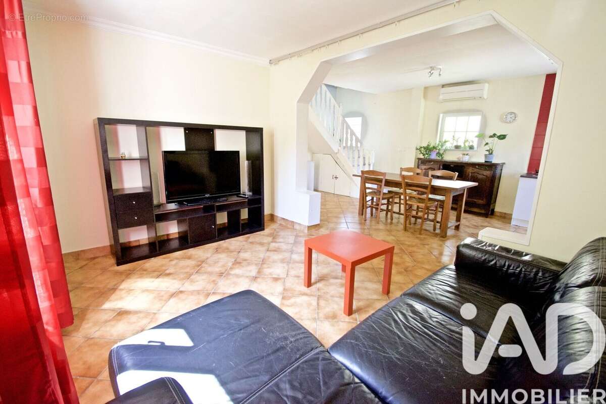 Photo 5 - Maison à SAINT-GERMAIN-LES-ARPAJON