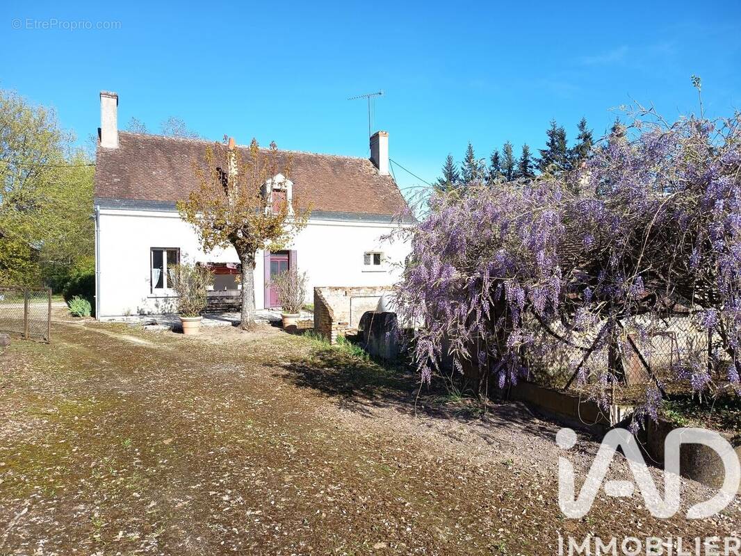 Photo 1 - Maison à COUDDES