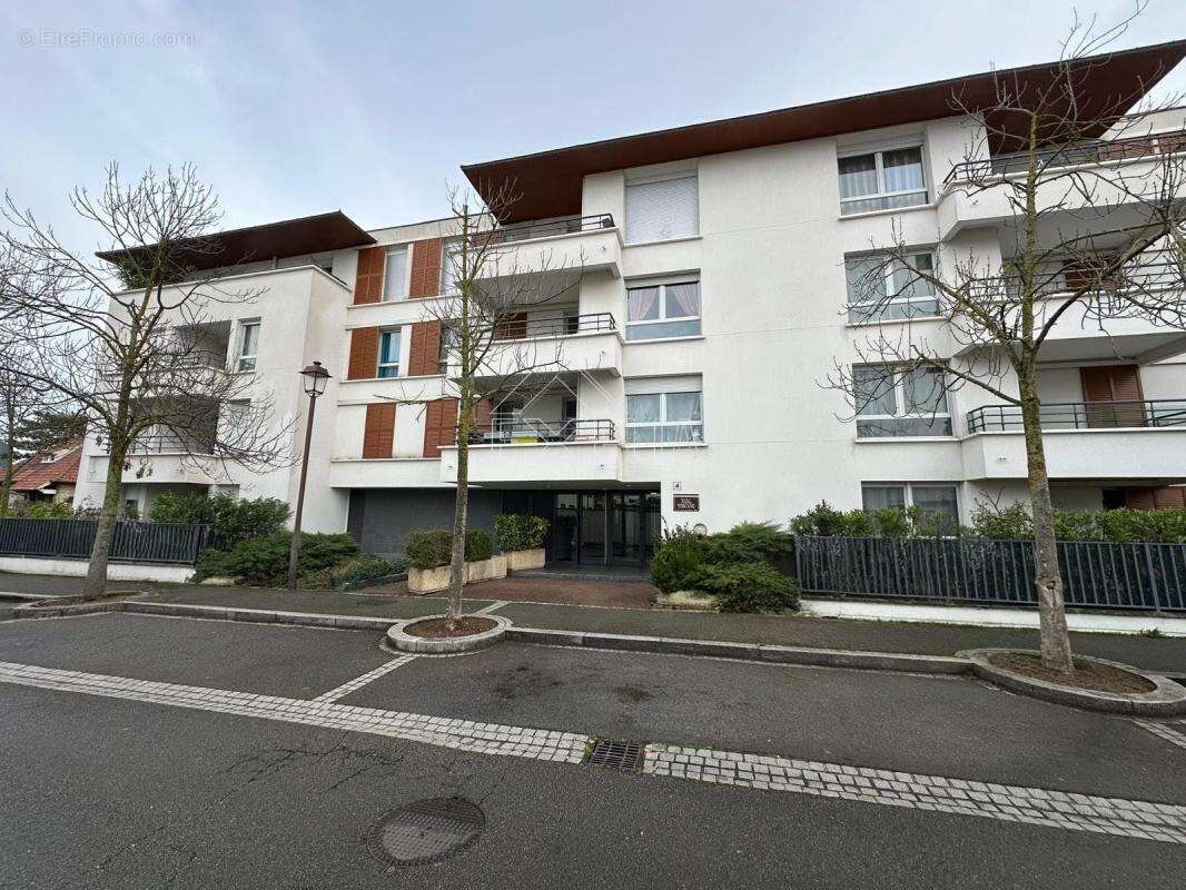 Appartement à MANTES-LA-JOLIE