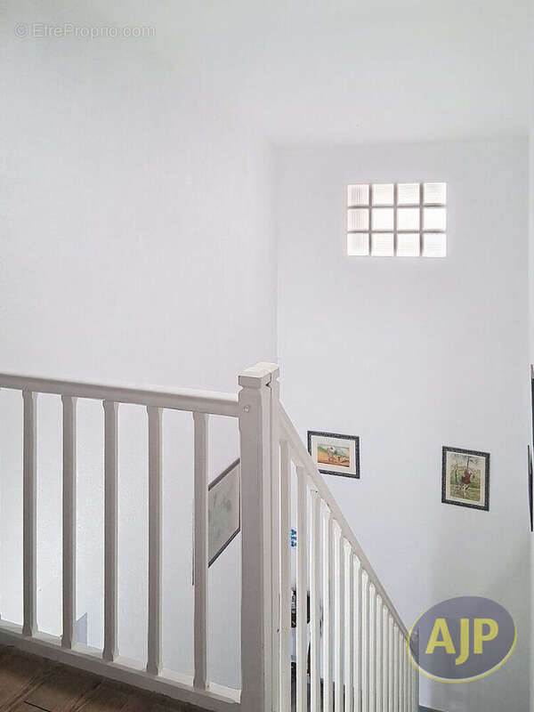 Maison avec chambres d'hôtes - photo 8