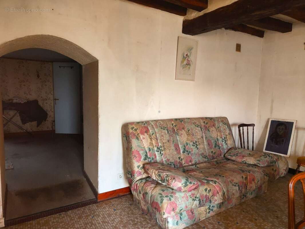 Maison à MORANNES
