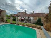 Maison à LA CHAPELLE-THEMER