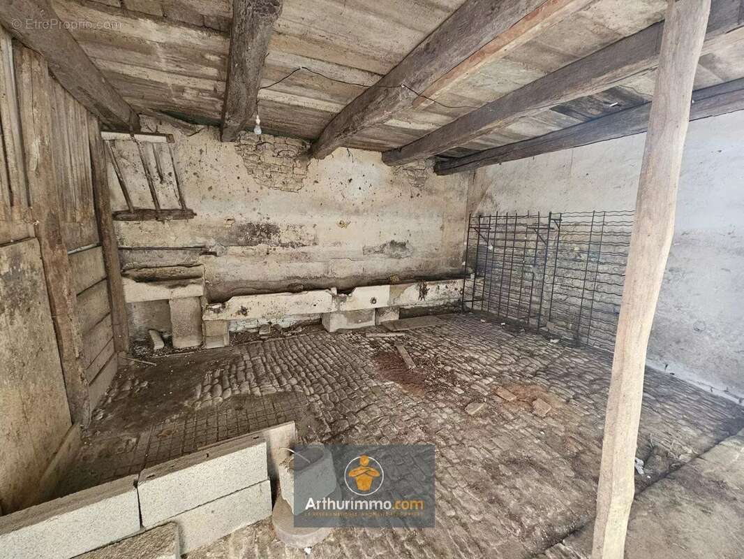 Maison à SAINT-SAUVEUR-D&#039;AUNIS