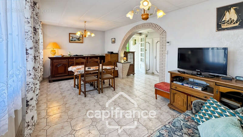 Maison f5 - somain (59490) - nord - 90 m² habitables - terrain 230 m² - garage - 4 chambres - photo 3