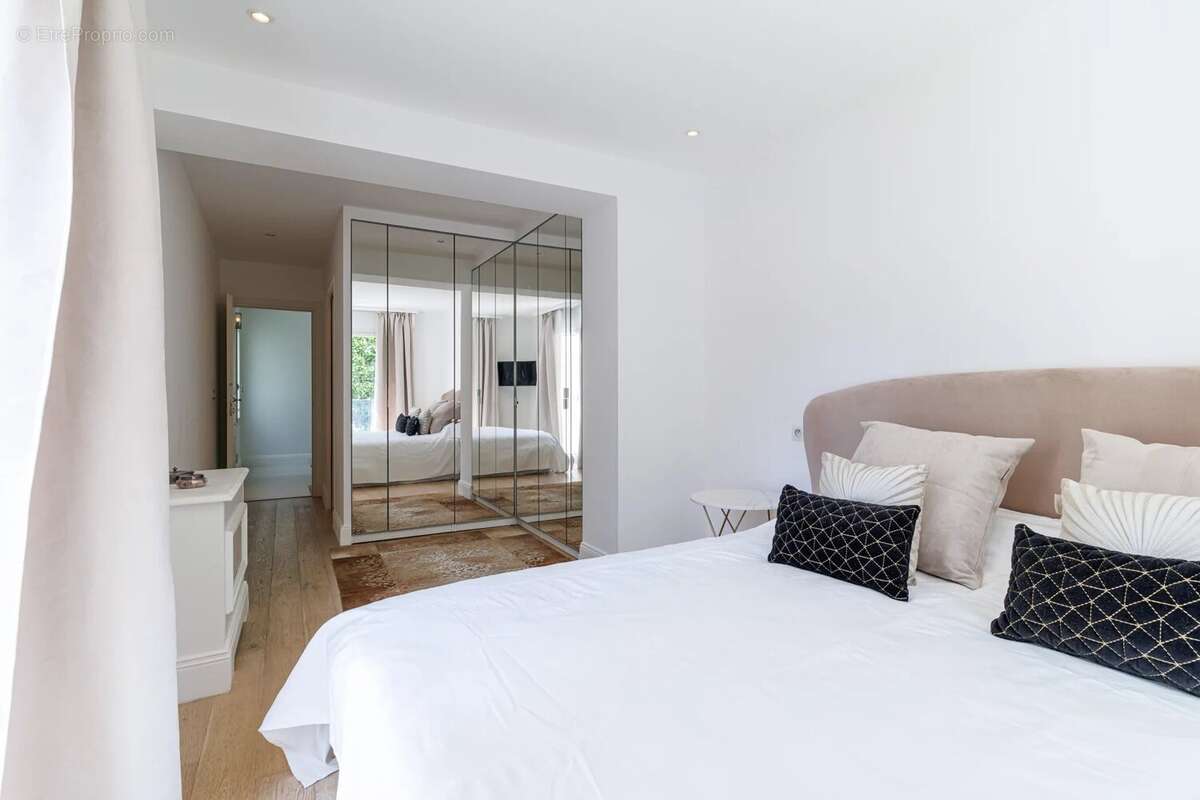 Maison à SAINT-JEAN-CAP-FERRAT