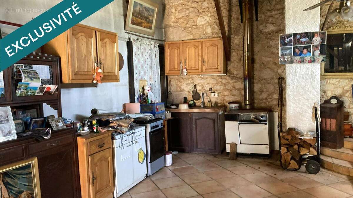 Maison 107 m² à Beaumont-Du-Perigord  - photo 7