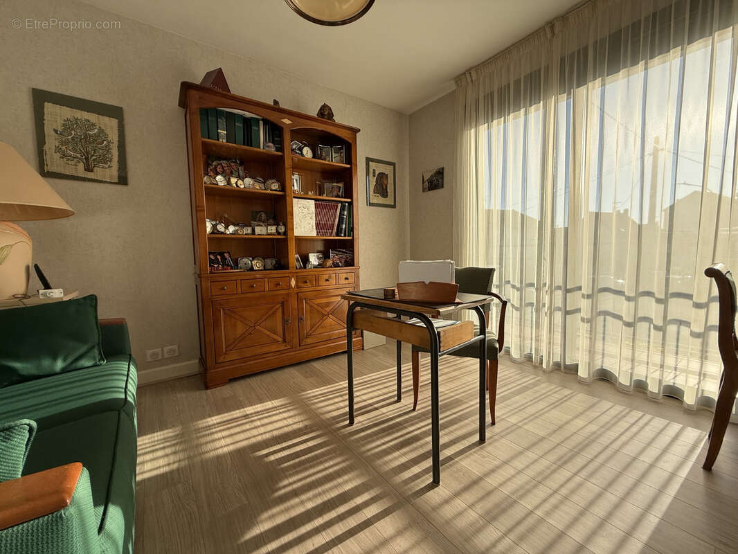 Maison à LE BLANC-MESNIL