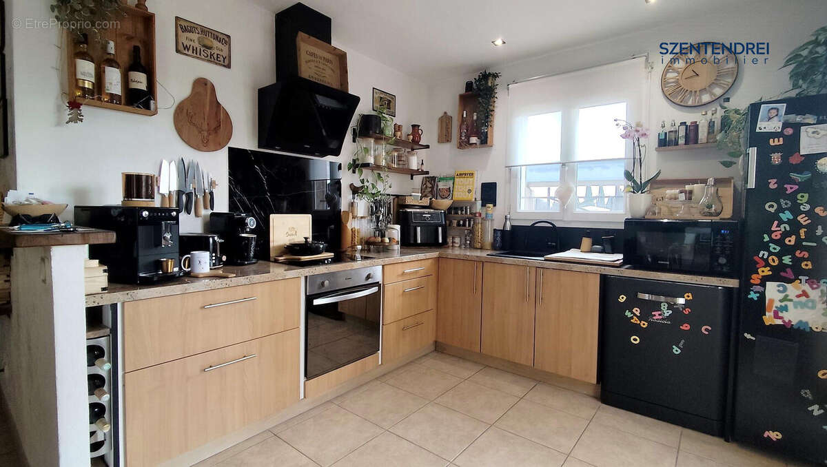 Szentendrei immobilier  maison F4 Nîmes - Quartier Casernes - Maison à NIMES