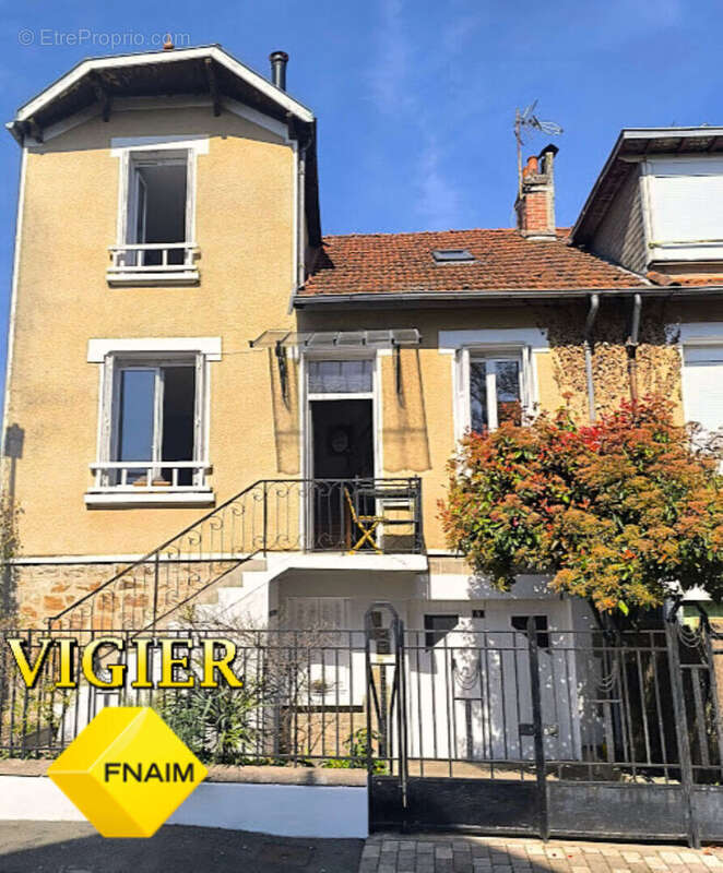 Maison à CAPDENAC-GARE