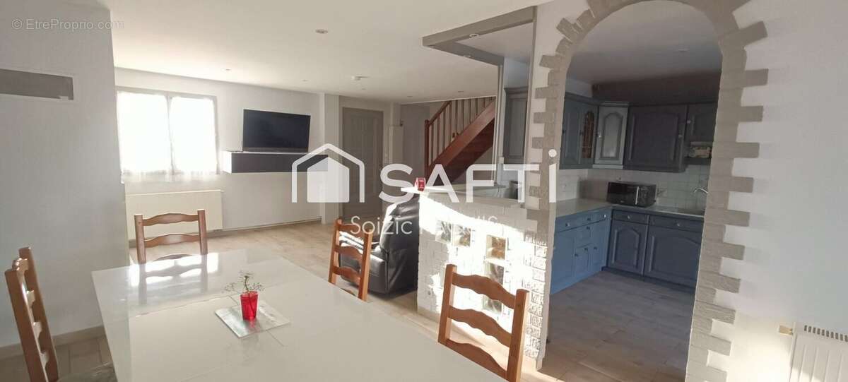 Photo 5 - Maison à LA FERTE-SOUS-JOUARRE