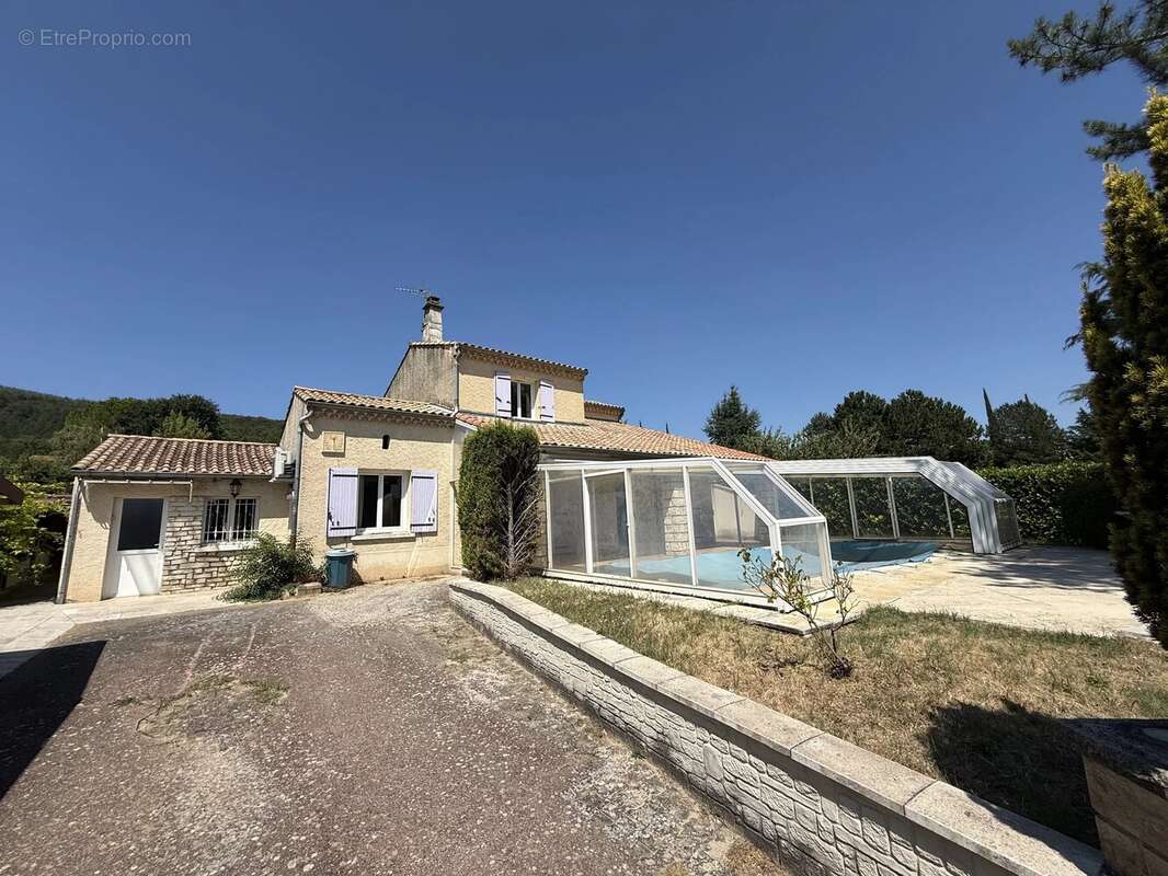 Villa 6 pièces de 145 m² à Sauzet avec piscine - photo 10