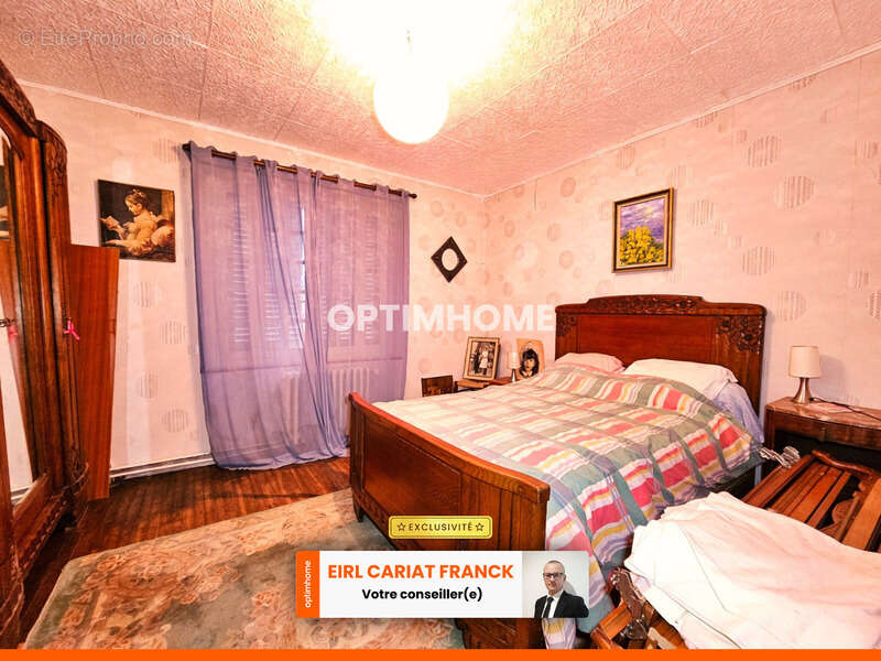 Maison à SAINT-ETIENNE-DE-FURSAC