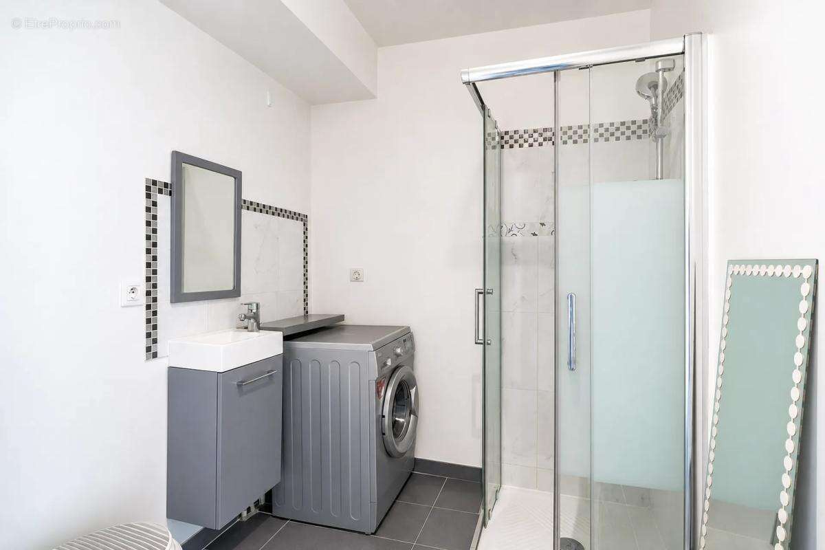 Appartement à STAINS