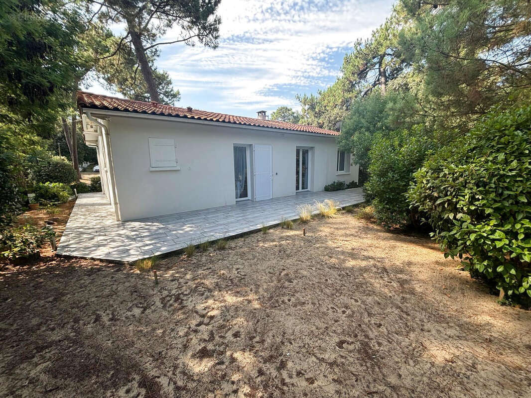 Maison à MESCHERS-SUR-GIRONDE