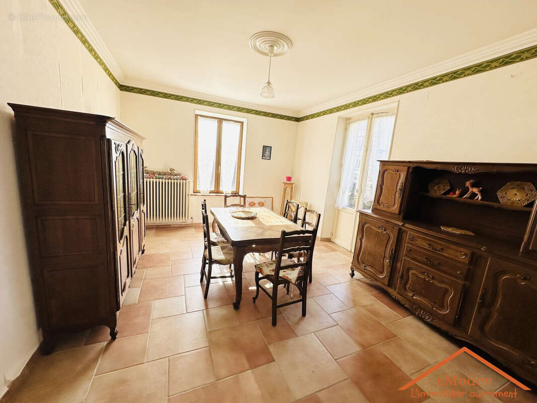 Maison à DOCELLES