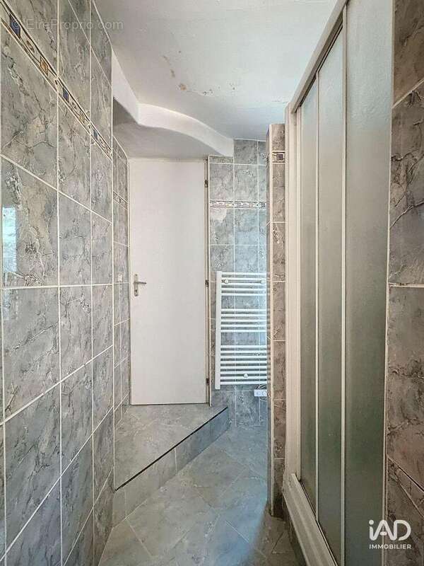Appartement 34 m² à Taninges  - photo 7