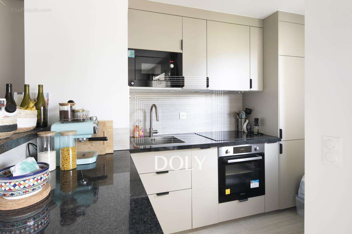 Appartement à PARIS-19E