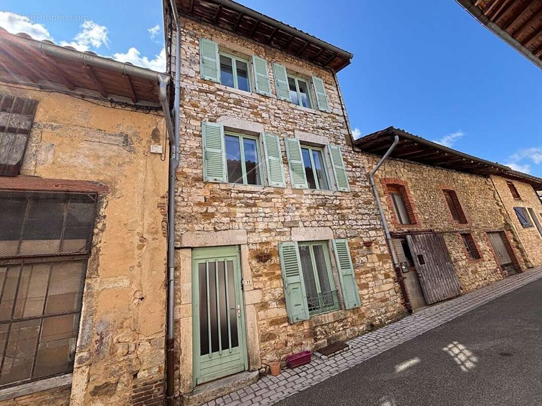 Maison à TREFFORT-CUISIAT