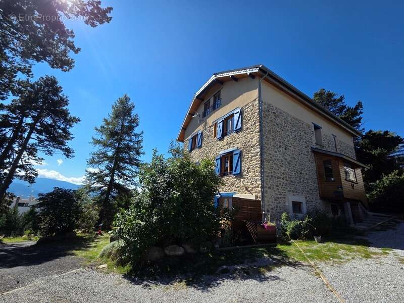 Maison à FONT-ROMEU-ODEILLO-VIA