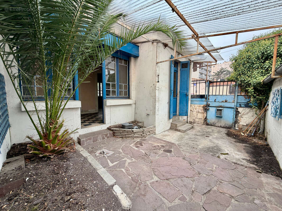 Maison pierre à rénover - Bordeaux Caudéran - photo 3