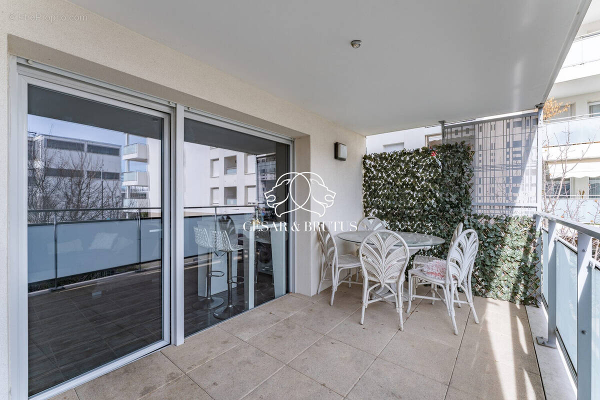 Appartement à VAULX-EN-VELIN