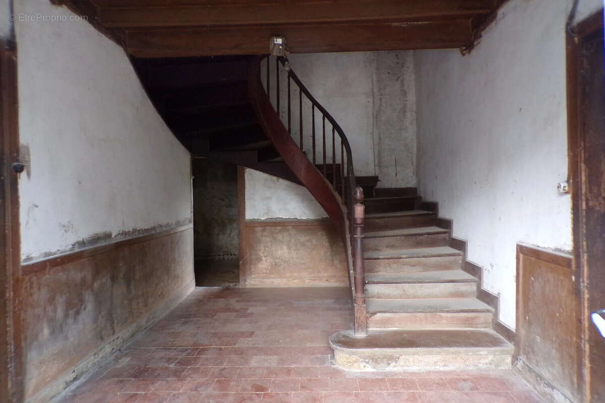 Maison à VIOZAN