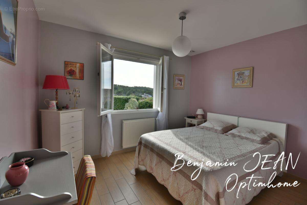 À vendre – Maison de plain-pied 115 m² à Nissan-lez-Enserune - photo 16