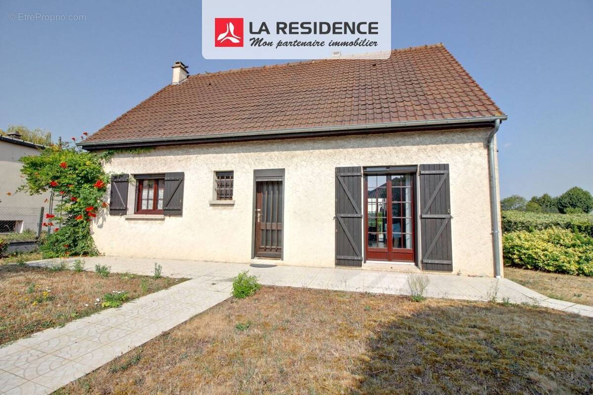 Maison à MANTES-LA-VILLE