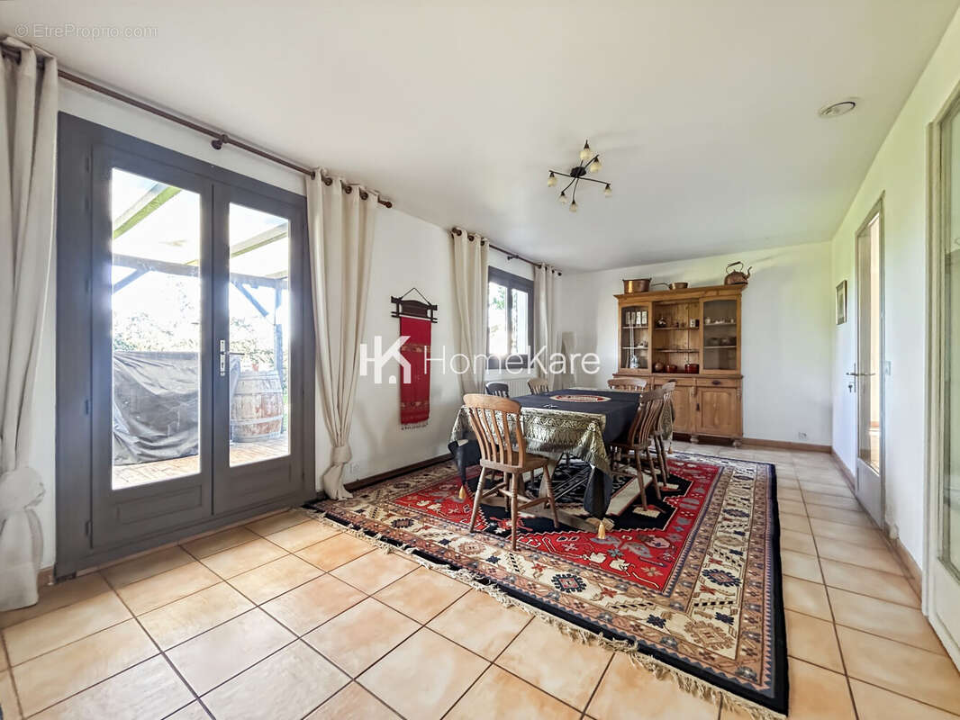 Maison à FONTENILLES