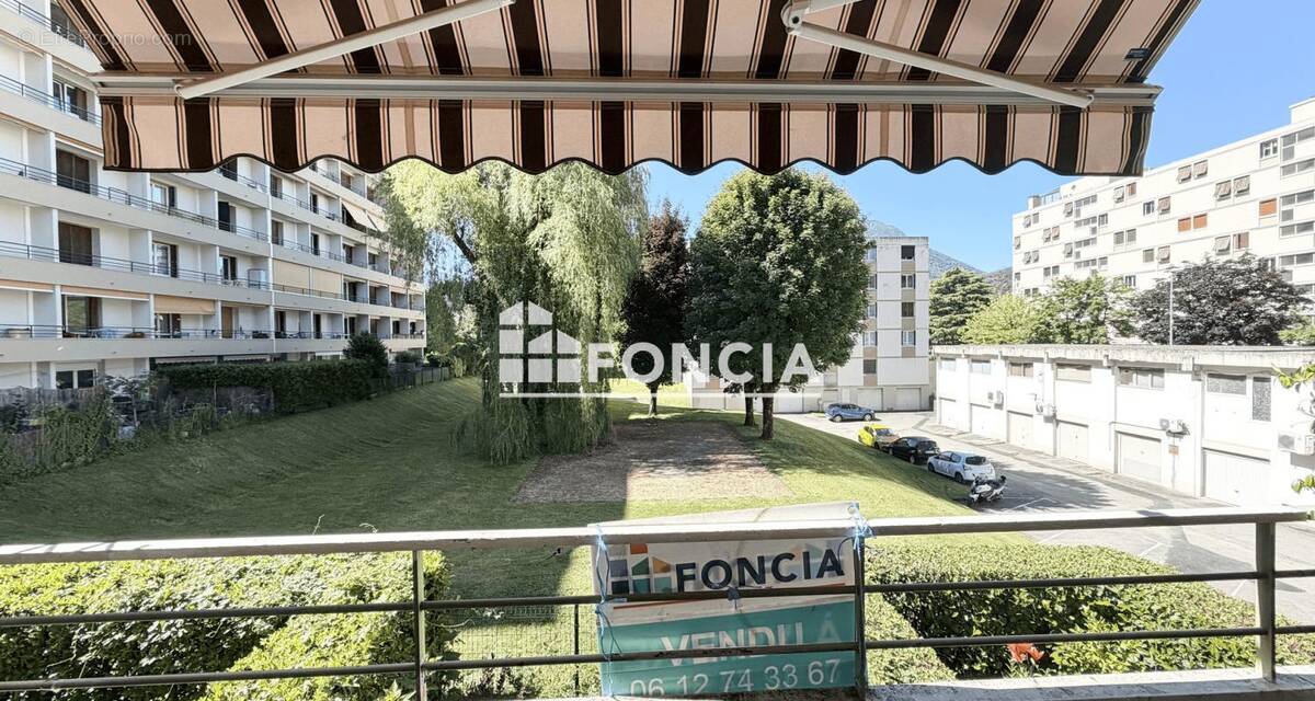 Appartement à VIZILLE