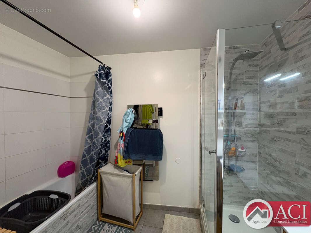 Appartement à PERSAN