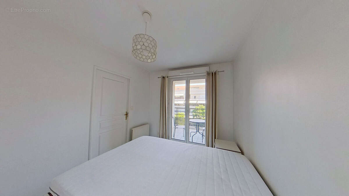Appartement à BRON