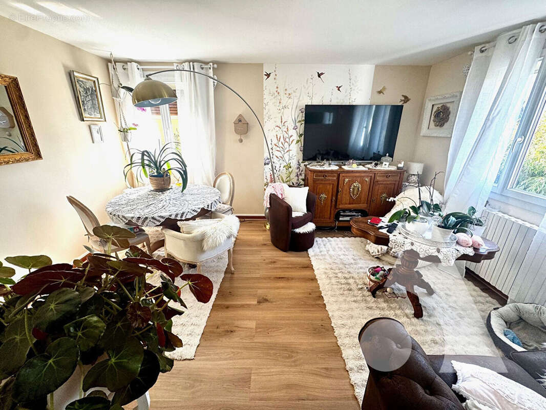 Maison à SAINT-ANDRE-LES-VERGERS