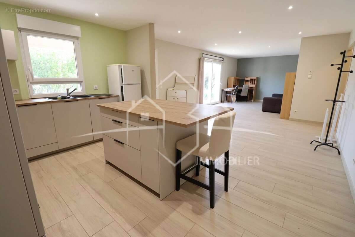 Maison à BEAUREPAIRE