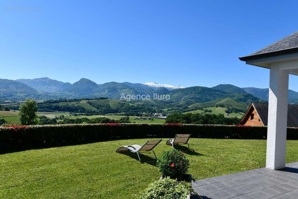 7 - Maison à LANNE-EN-BARETOUS