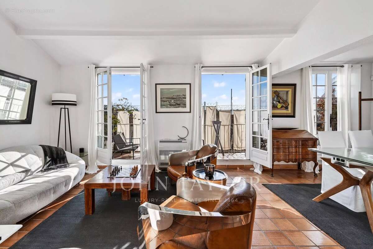 Appartement à AIX-EN-PROVENCE