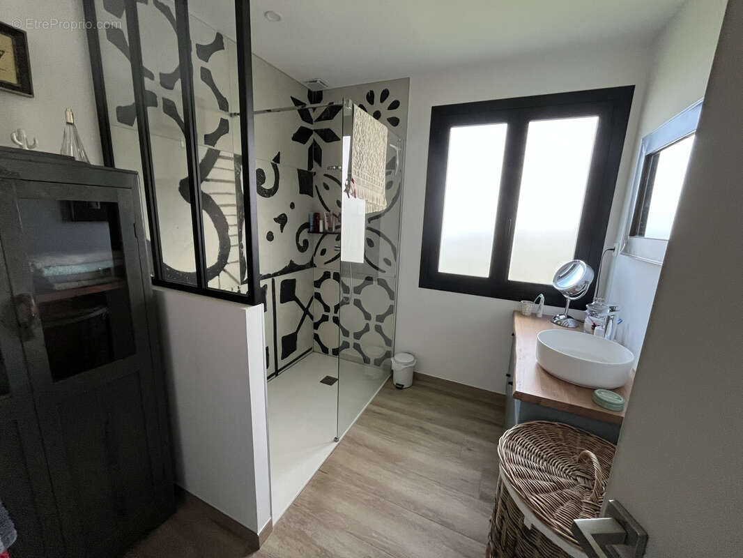 Maison à SAINT-PAIR-SUR-MER