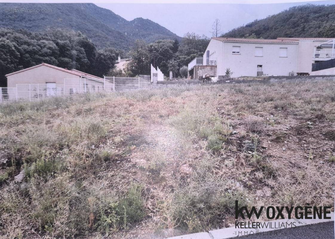 Terrain à ARLES-SUR-TECH