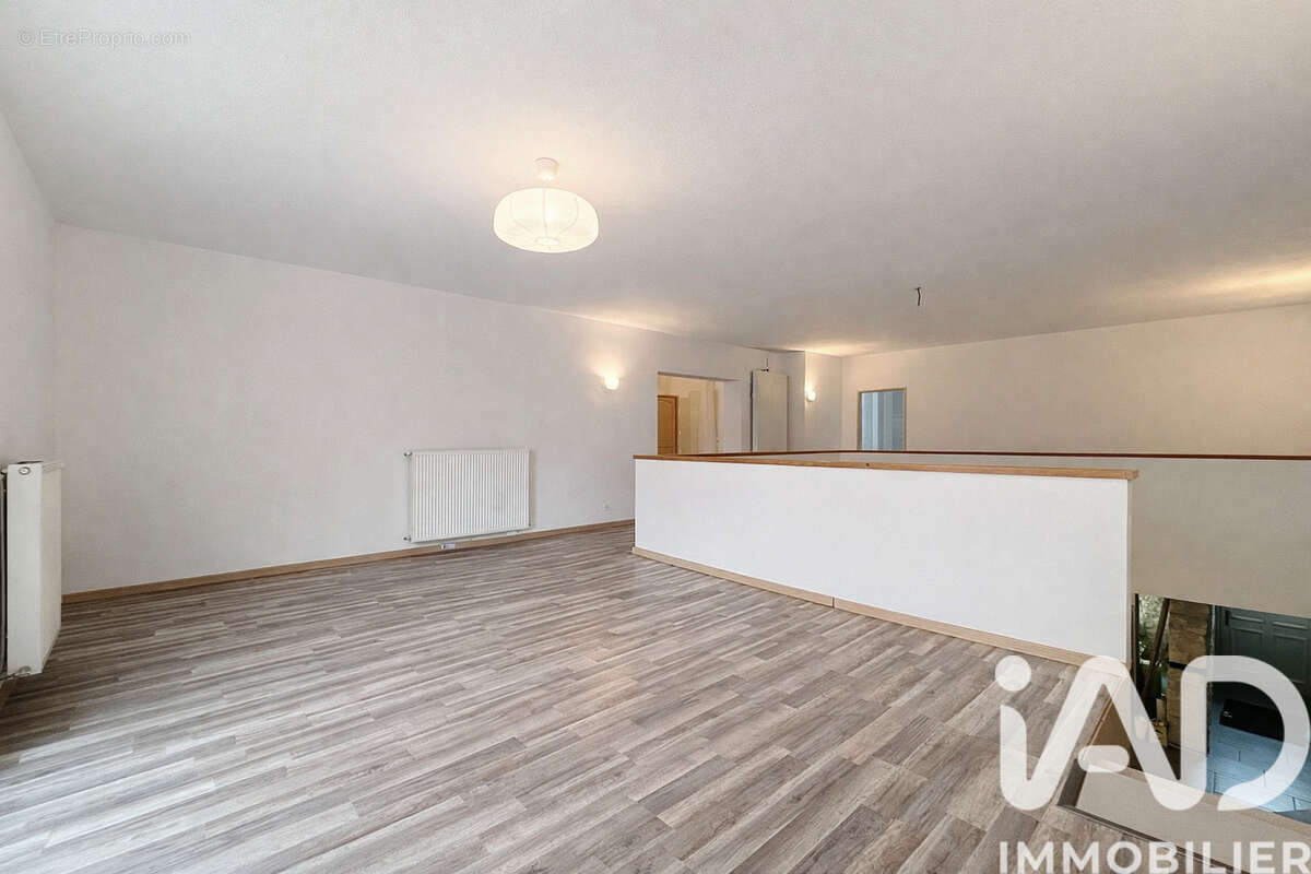 Maison 246 m² à Void-Vacon  - photo 8