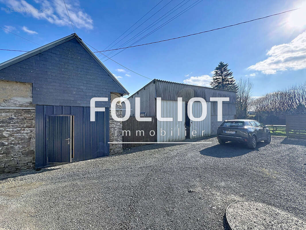 Maison à CERISY-LA-SALLE