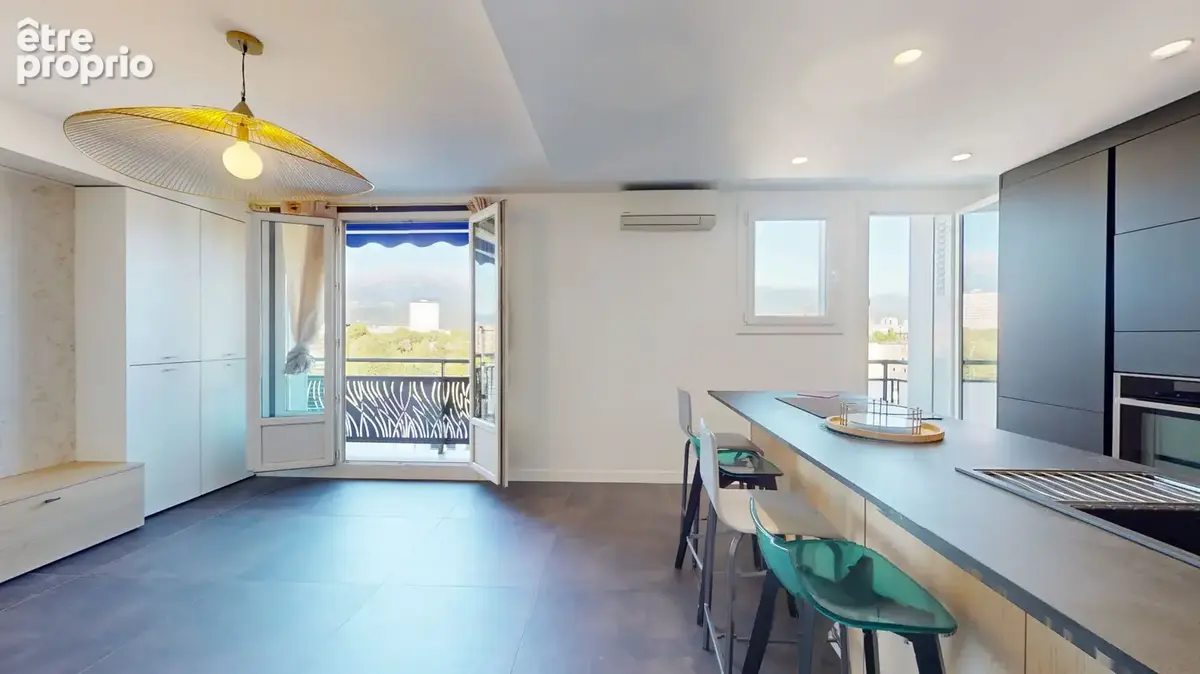 Photo Appartement à Grenoble au prix de 150 000€