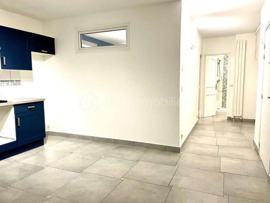 Appartement à LA VILLE-DU-BOIS