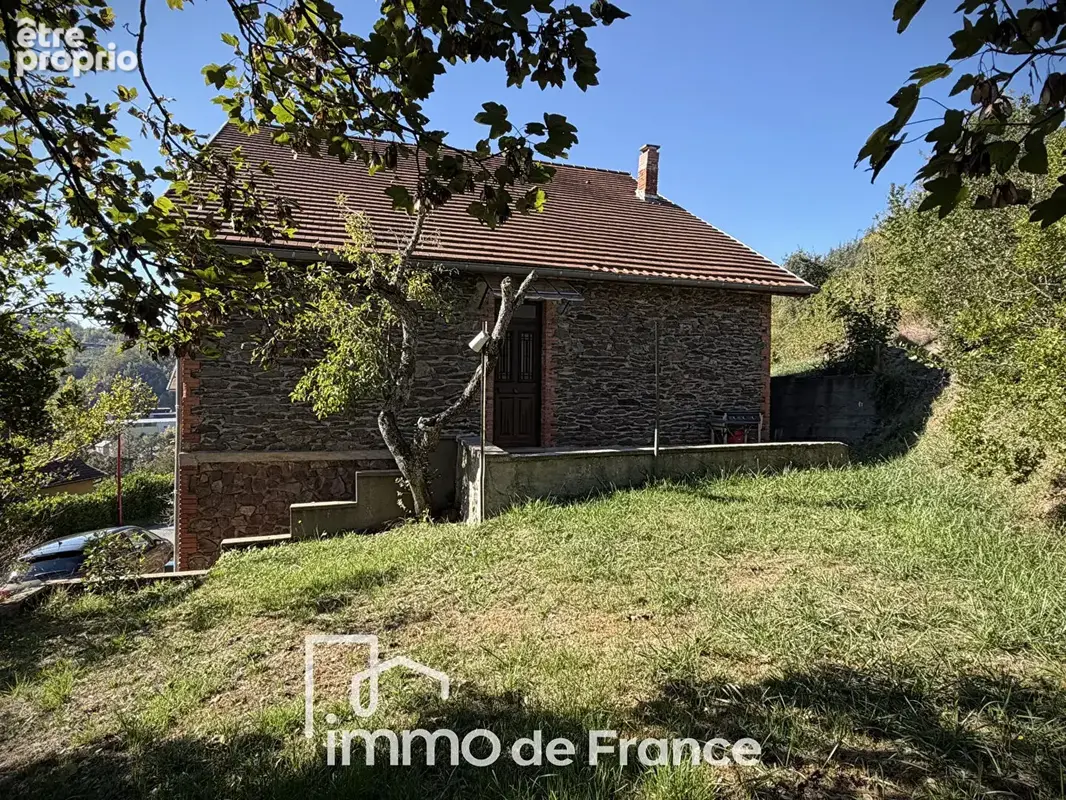 Beaux volumes pour cette maison en pierre  de 135m2 - photo 13
