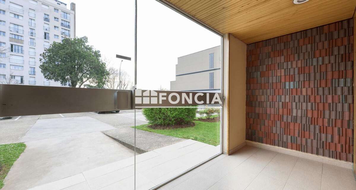 Appartement à CHATILLON