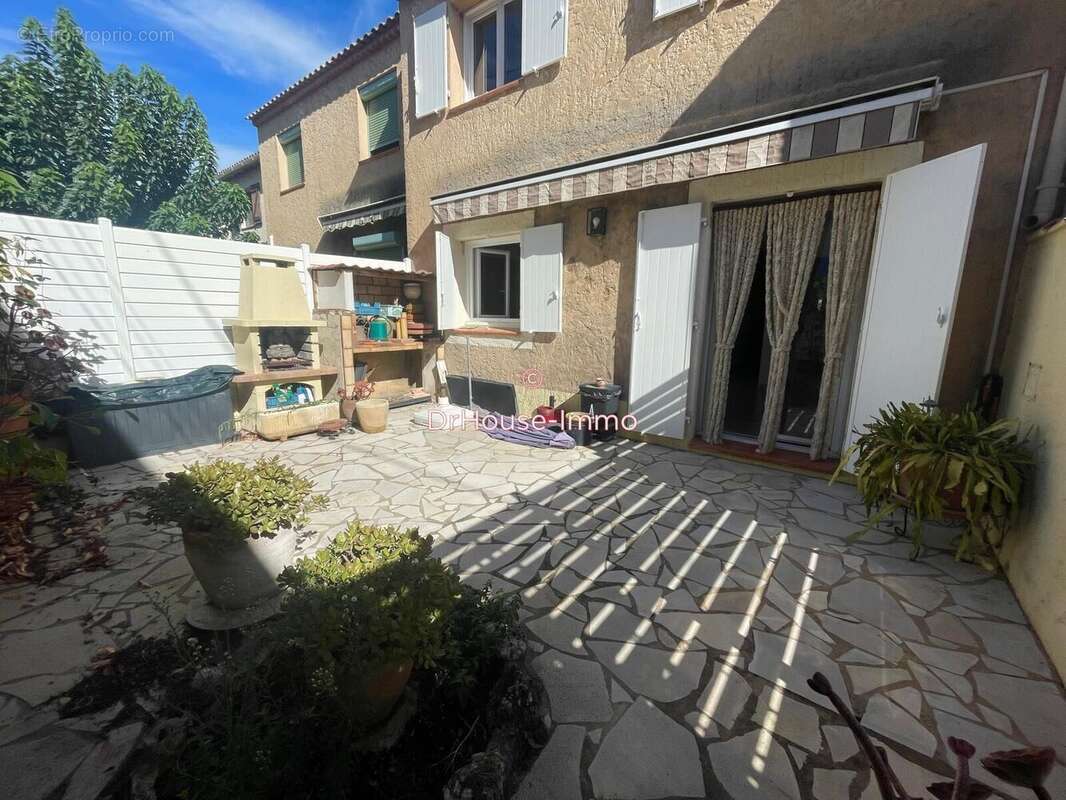 Maison à LA CRAU