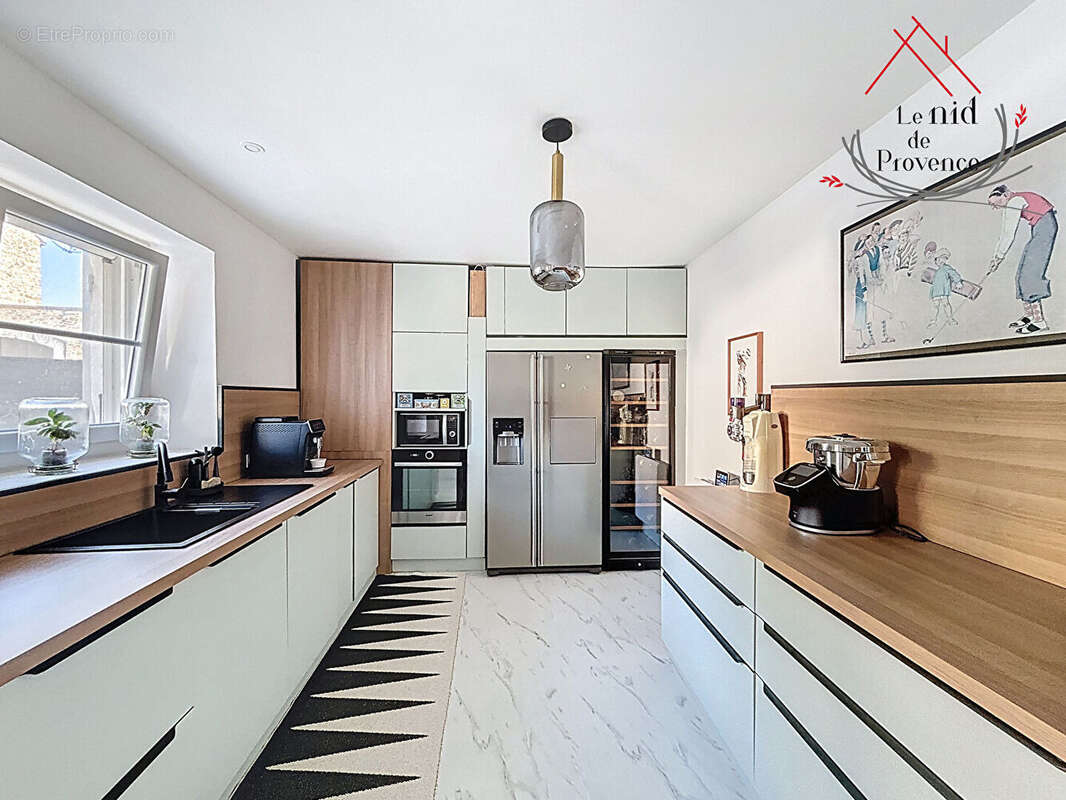 Maison de ville au coeur du village - photo 4