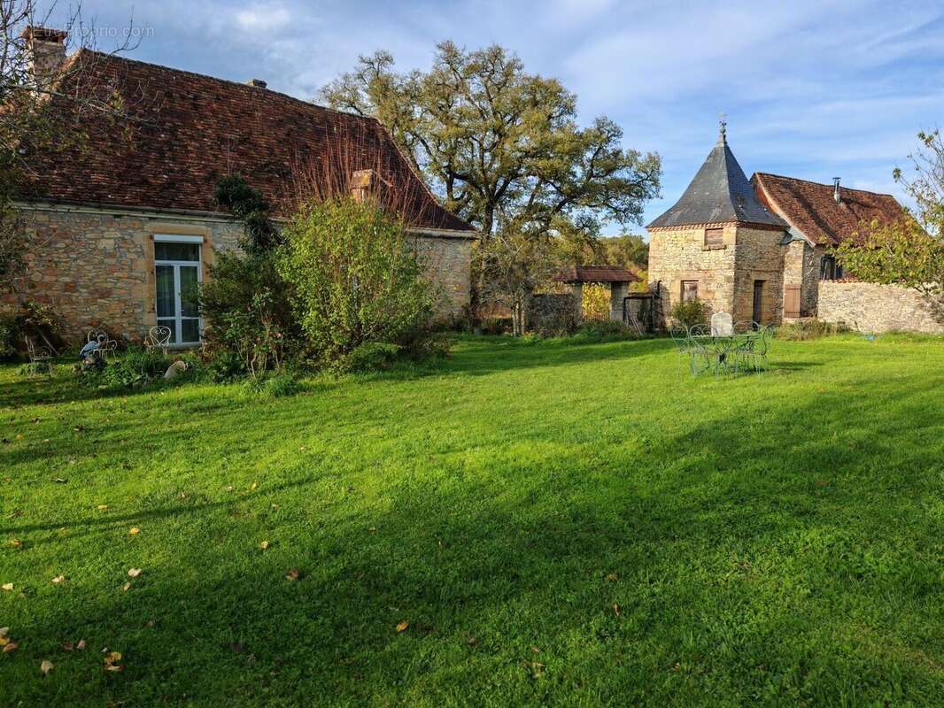 Maison est - Maison à EXCIDEUIL